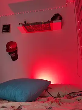 Snapshot of LARIISSAEVANS chatting on February 19, 2026, 5:58 am LARIISSAEVANS online show from February 19, 2026, 5:58 am