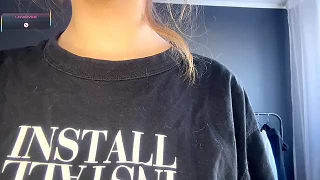 TaliaOgwynn online show from February 18, 2026, 11:06 am