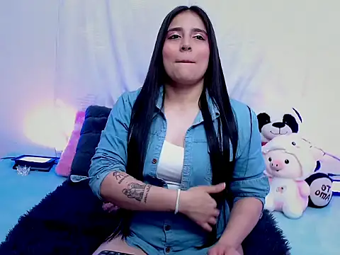 Snapshot of CristalSmithh chatting on February 18, 2026, 4:19 am CristalSmithh online show from February 18, 2026, 4:19 am