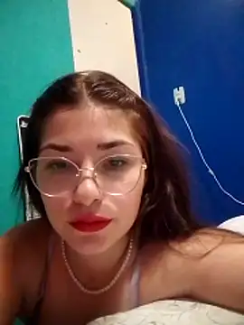 Luna33- online show from February 15, 2026, 7:32 pm