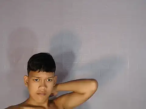 UrAsian Turjak online show from April 21, 2026, 2:26 am