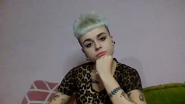 Snapshot of AlisaDear257 chatting on February 12, 2026, 7:42 pm AlisaDear257 online show from February 12, 2026, 7:42 pm