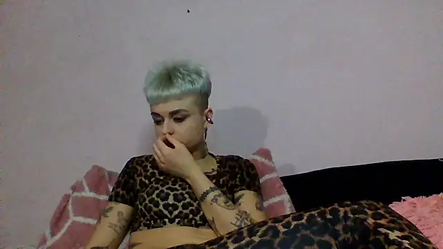 Snapshot of AlisaDear257 chatting on February 16, 2026, 8:05 pm AlisaDear257 online show from February 16, 2026, 8:05 pm