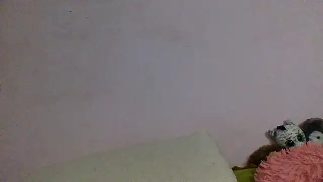 AlisaDear257 online show from April 6, 2026, 8:32 pm