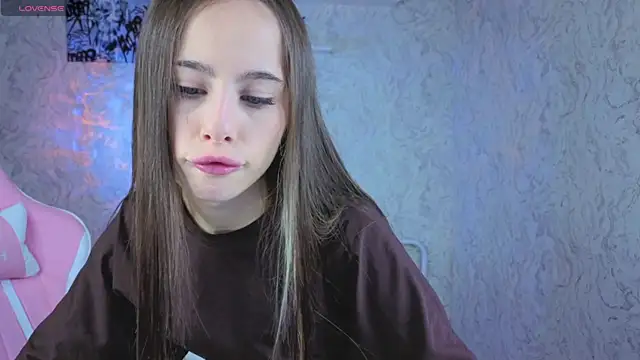 kristi kitss online show from April 19, 2026, 9:19 am