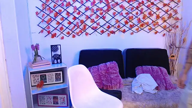 IanWest  online show from June 1, 2026, 4:41 pm