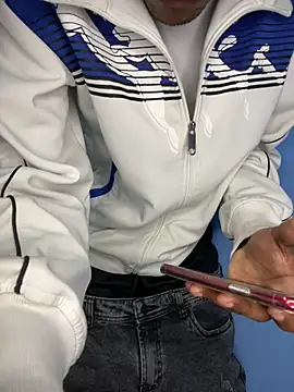 mondacuo3000 online show from February 28, 2026, 11:44 am