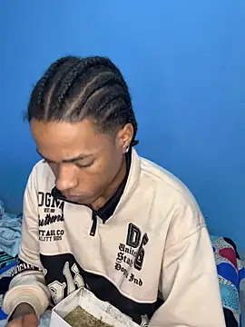 mondacuo3000 online show from March 13, 2026, 5:41 pm