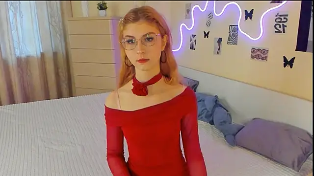 Snapshot of Secret_Touch chatting on February 24, 2026, 6:55 am Secret Touch online show from February 24, 2026, 6:55 am