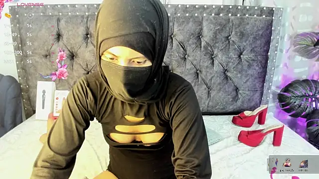 Snapshot of zahra_zaid chatting on April 6, 2026, 10:11 pm zahra zaid online show from April 6, 2026, 10:11 pm