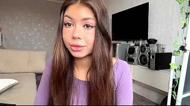Snapshot of You_Club_Winx chatting on April 5, 2026, 7:16 am You Club Winx online show from April 5, 2026, 7:16 am
