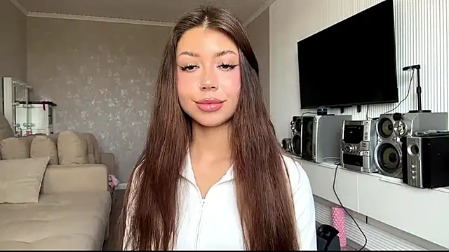 Snapshot of You_Club_Winx chatting on May 3, 2026, 7:25 am You Club Winx online show from May 3, 2026, 7:25 am
