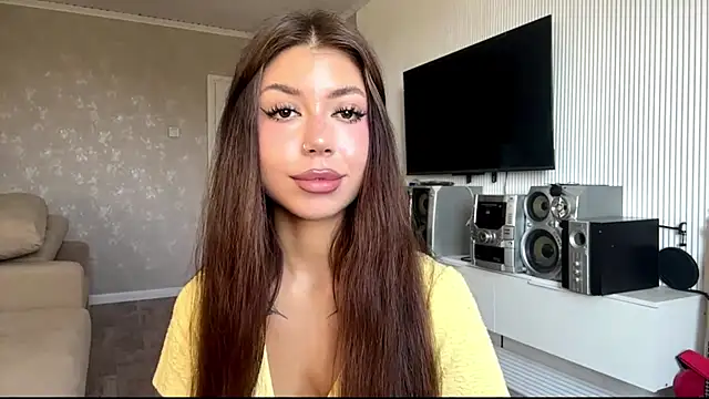 Snapshot of You_Club_Winx chatting on May 14, 2026, 7:26 am You Club Winx online show from May 14, 2026, 7:26 am