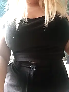 EvaTallor online show from April 7, 2026, 9:10 am