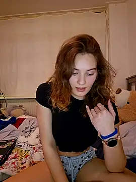 sweetsophie69 online show from March 13, 2026, 6:47 pm