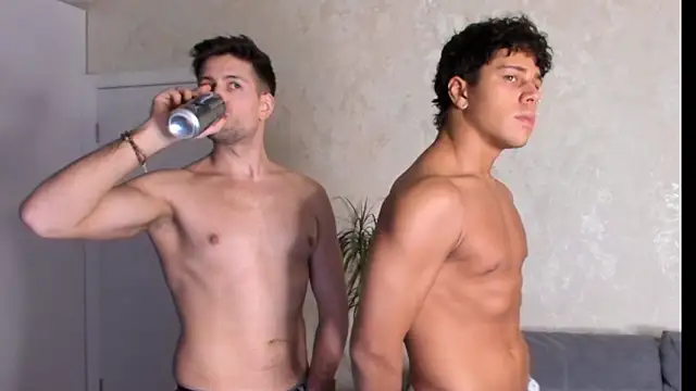 Snapshot of alexflexxx chatting on February 27, 2026, 5:35 pm alexflexxx online show from February 27, 2026, 5:35 pm