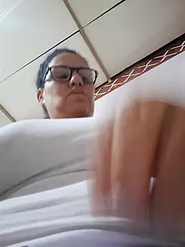 Monalinda-hot online show from February 13, 2026, 3:02 am