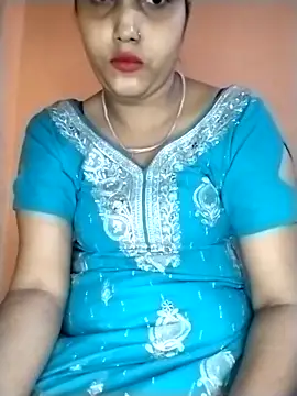 Snapshot of Nency_Love143 chatting on April 27, 2026, 6:06 pm Nency Love143 online show from April 27, 2026, 6:06 pm