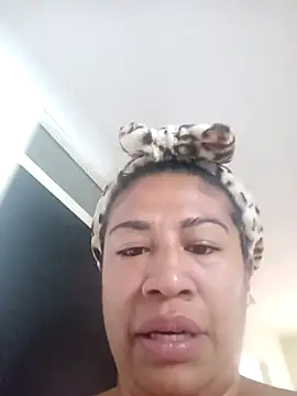 eva vidal  online show from May 26, 2026, 11:39 am