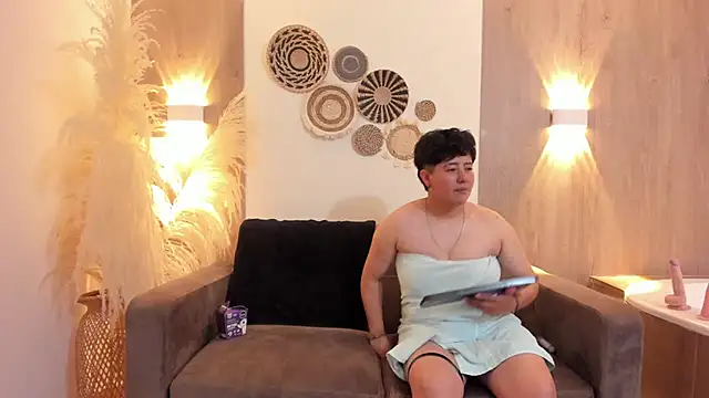 Snapshot of Gaia_n_Nix chatting on February 15, 2026, 7:54 pm Gaia n Nix online show from February 15, 2026, 7:54 pm