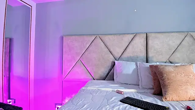 Snapshot of KaattyDoll chatting on February 12, 2026, 8:15 pm KaattyDoll online show from February 12, 2026, 8:15 pm