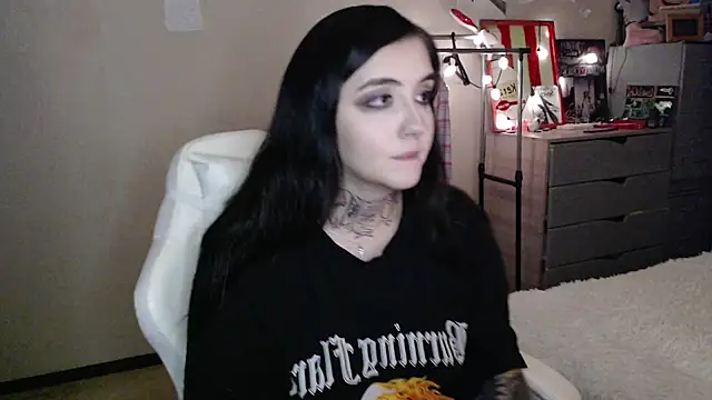 Rin Tozier online show from July 11, 2026, 10:22 pm