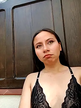 Snapshot of Mei_hells chatting on February 27, 2026, 8:20 pm Mei hells online show from February 27, 2026, 8:20 pm