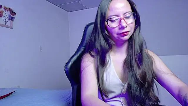 Snapshot of Mei_hells chatting on April 1, 2026, 1:17 am Mei hells online show from April 1, 2026, 1:17 am