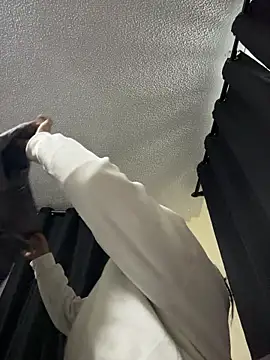 Lismar fire online show from February 24, 2026, 3:04 am