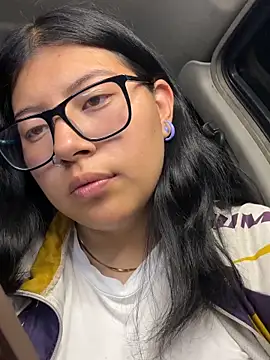 Snapshot of Lismar_fire chatting on March 18, 2026, 3:20 am Lismar fire online show from March 18, 2026, 3:20 am