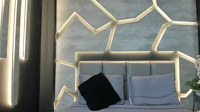 Snapshot of SinLickerr chatting on February 20, 2026, 8:09 pm SinLickerr online show from February 20, 2026, 8:09 pm