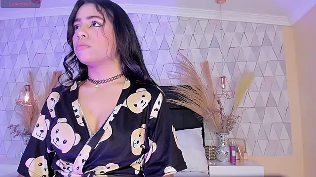 CloheBell online show from March 24, 2026, 7:41 pm