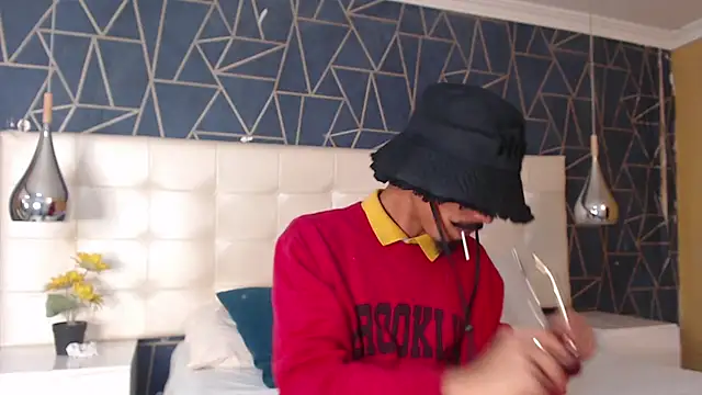 Snapshot of NoaahTylor chatting on February 15, 2026, 7:10 pm NoaahTylor online show from February 15, 2026, 7:10 pm