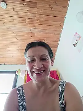 Layla Zaid online show from May 14, 2026, 3:41 pm