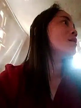 molly-xx online show from March 3, 2026, 7:25 am