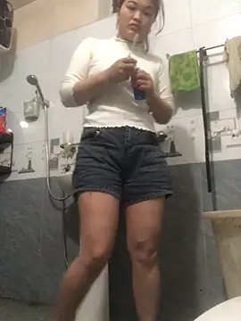 newbaby1 online show from February 13, 2026, 10:50 pm