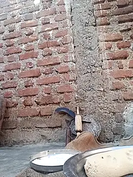 Snapshot of Anjli_hote chatting on February 15, 2026, 4:42 am Anjli hote online show from February 15, 2026, 4:42 am