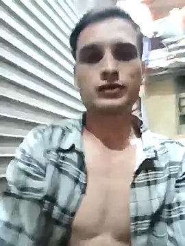 Snapshot of Beinghorny83 chatting on February 12, 2026, 6:25 pm Beinghorny83 online show from February 12, 2026, 6:25 pm