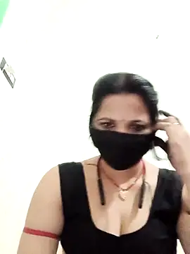 karishma Bhabhi online show from April 11, 2026, 8:02 pm