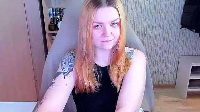 Snapshot of AnitaXVine chatting on February 18, 2026, 6:04 pm AnitaXVine online show from February 18, 2026, 6:04 pm