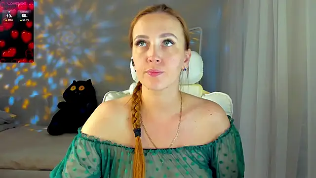 Snapshot of she_wolf chatting on May 27, 2026, 2:03 pm she wolf online show from May 27, 2026, 2:03 pm