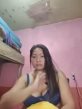 Snapshot of sweety_pie18 chatting on February 14, 2026, 1:19 pm sweety pie18 online show from February 14, 2026, 1:19 pm