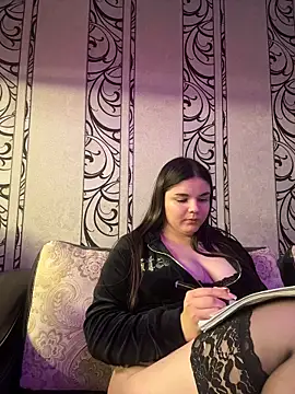 Snapshot of VictoriaPricee chatting on February 27, 2026, 2:28 pm VictoriaPricee online show from February 27, 2026, 2:28 pm