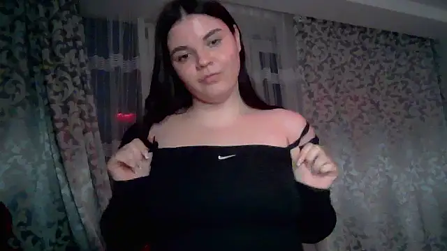 Snapshot of VictoriaPricee chatting on February 28, 2026, 3:57 pm VictoriaPricee online show from February 28, 2026, 3:57 pm