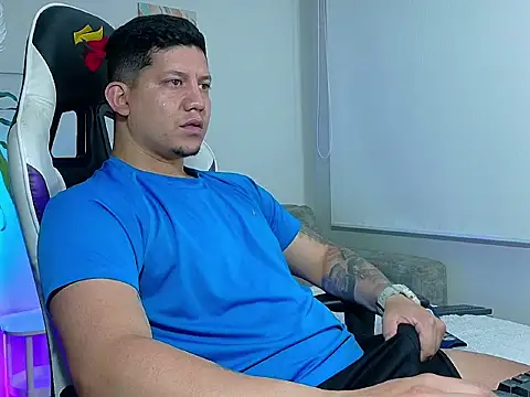  robertobaggioo online show from February 13, 2026, 12:12 pm