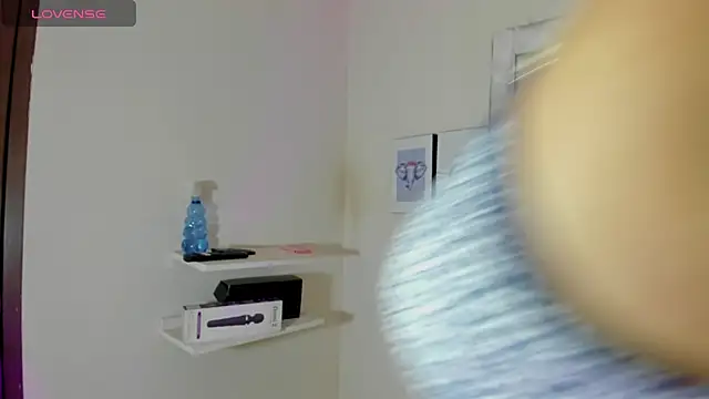 Snapshot of Chhloe69 chatting on February 20, 2026, 1:11 pm Chhloe69 online show from February 20, 2026, 1:11 pm