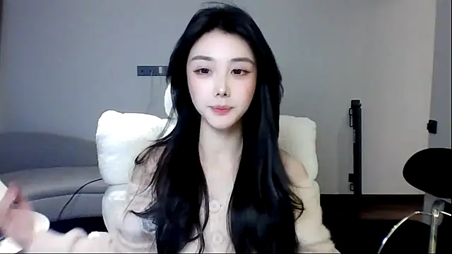 MedeLineayr online show from March 4, 2026, 3:40 pm