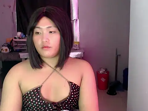 MiMi yeah00 online show from April 10, 2026, 4:23 pm