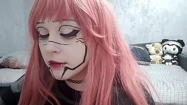 Snapshot of NaomiJess chatting on April 13, 2026, 12:38 am NaomiJess online show from April 13, 2026, 12:38 am