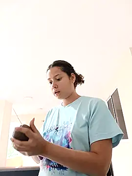 blakeandallisa online show from April 27, 2026, 9:46 pm